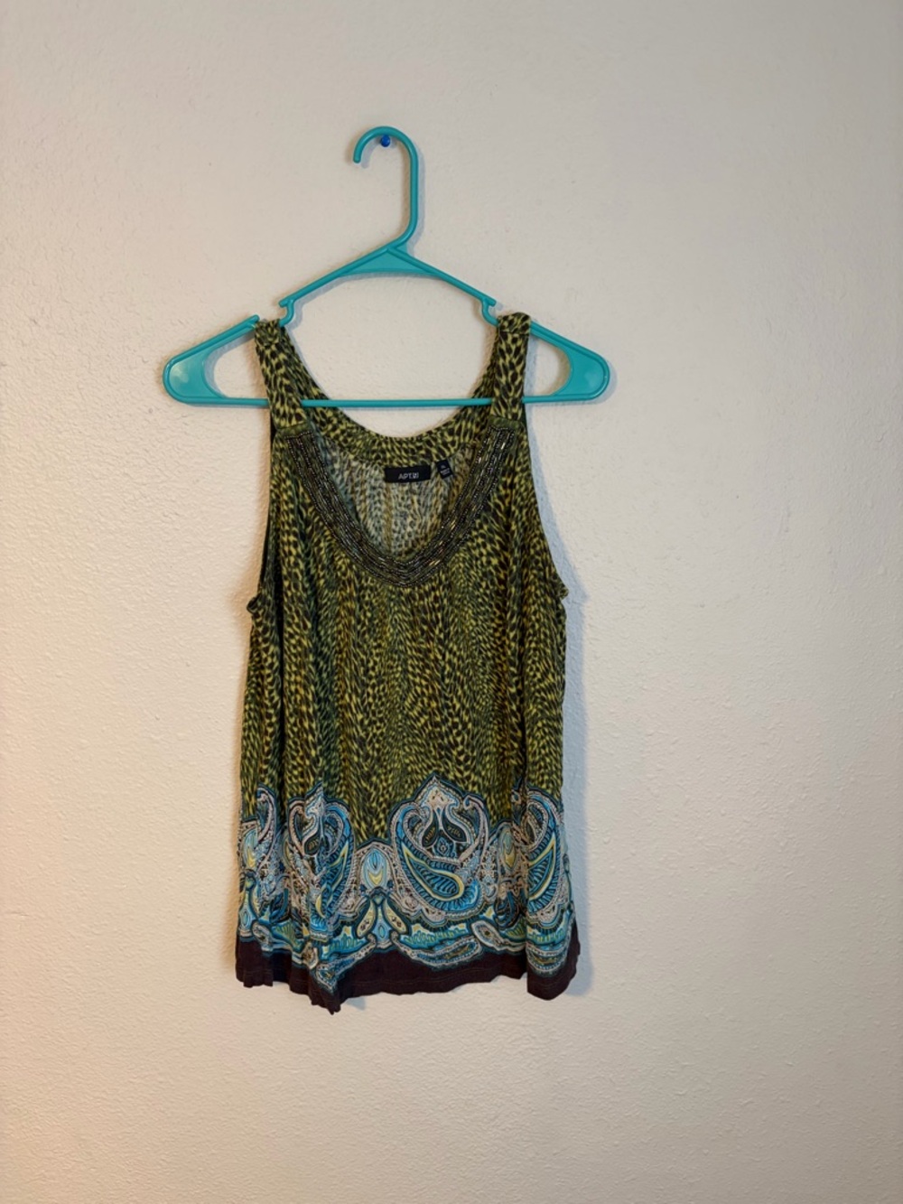 Apt. 9 Green Paisley-Trim Fairy Core Sleeveless Tank W Beaded Neckline